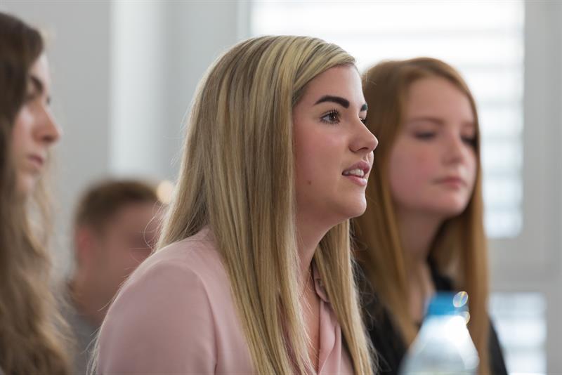 dual studieren mit tsg buergel