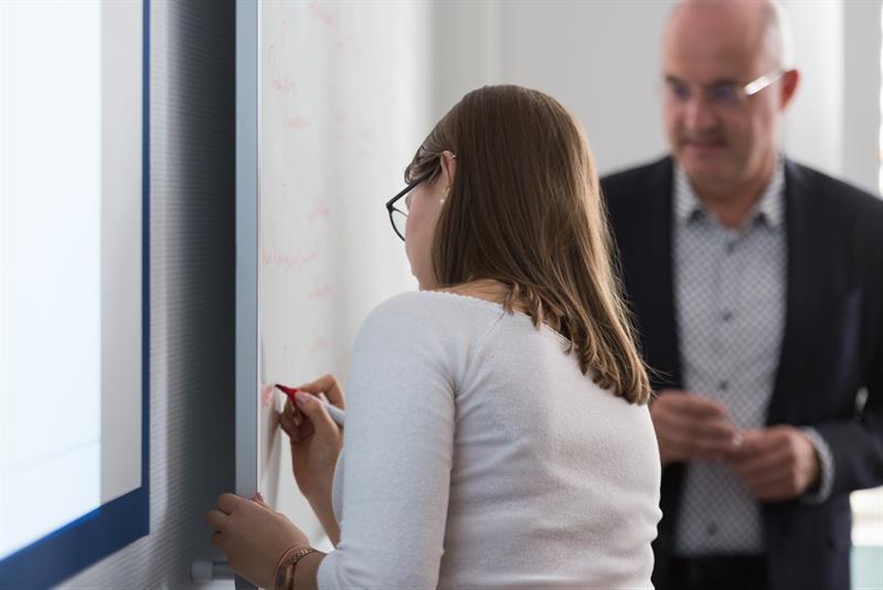 praxisbezug bachelorstudium berufsbegleitend
