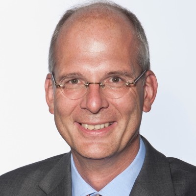 Dr. Matthias Geurts